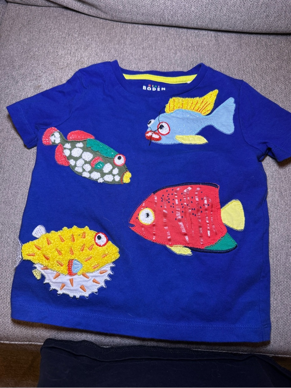 Boden Kids Fish Appliqué Tee Size 2-3 - Picture 5 of 7